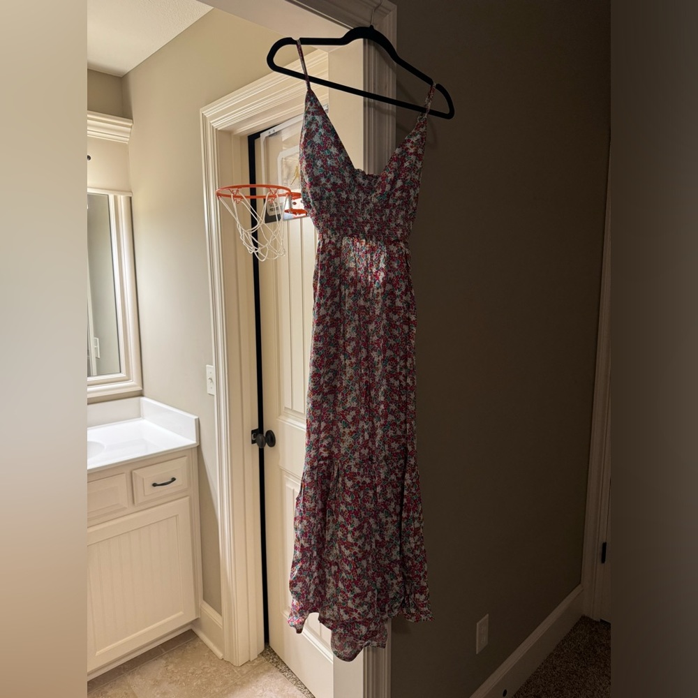 Floral maxi dress from Steve Madden - size Medium